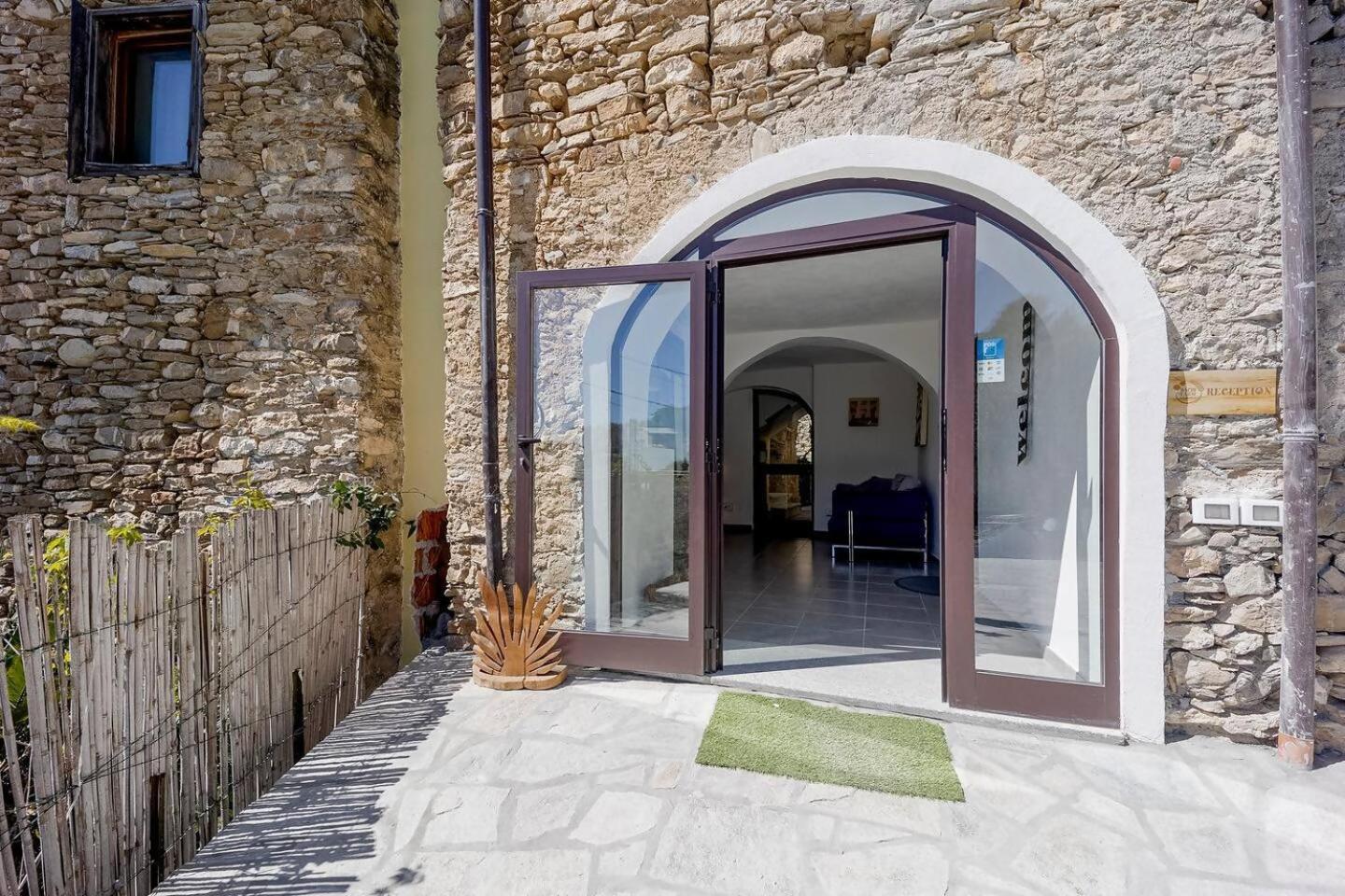 Appartamento Alba Dachi Farm Andora Екстер'єр фото